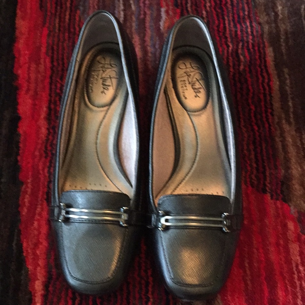Black Life Stride Low/Mid Heel Pumps 9W
